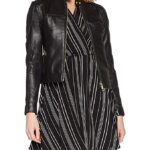 #02 CASACA/CHAQUETA DE CUERO JACKET CLOSE IN THE MIDDLE