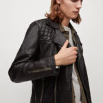 #117 CASACA DE CUERO /CHAQUETA MODERNO COCOS BIKER MODA