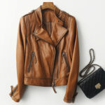#94 CASACA DE CUERO /CHAQUETA JACKET CAMELL WOOD WOMAN 2024 - Image 2